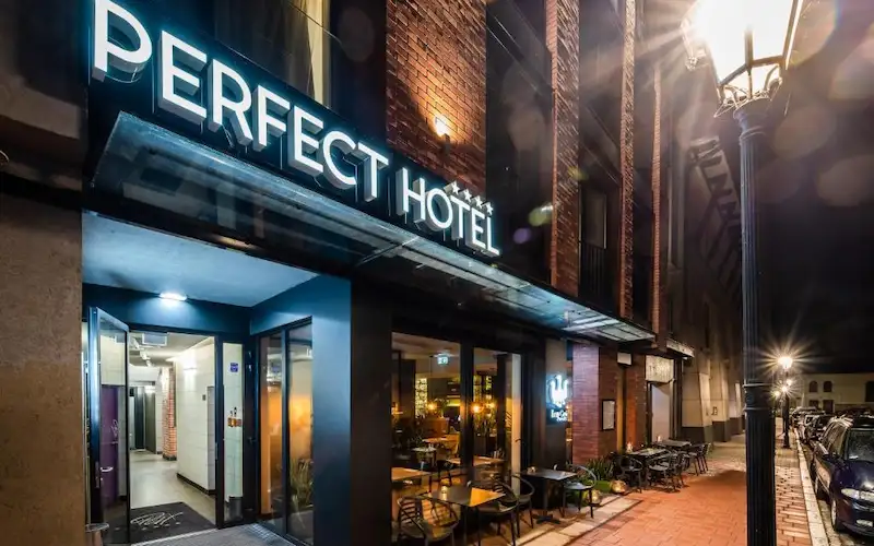 devanture de l'hôtel perfect, un hôtel calme dans kazimierz