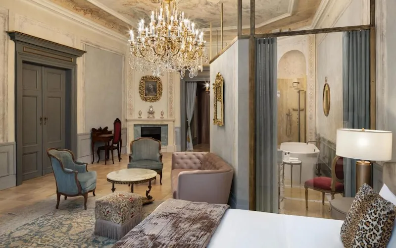 chambre, bien-être et luxe 5 étoiles au H15 Luxury Palace, à deux pas de la Place du Marché de Cracovie