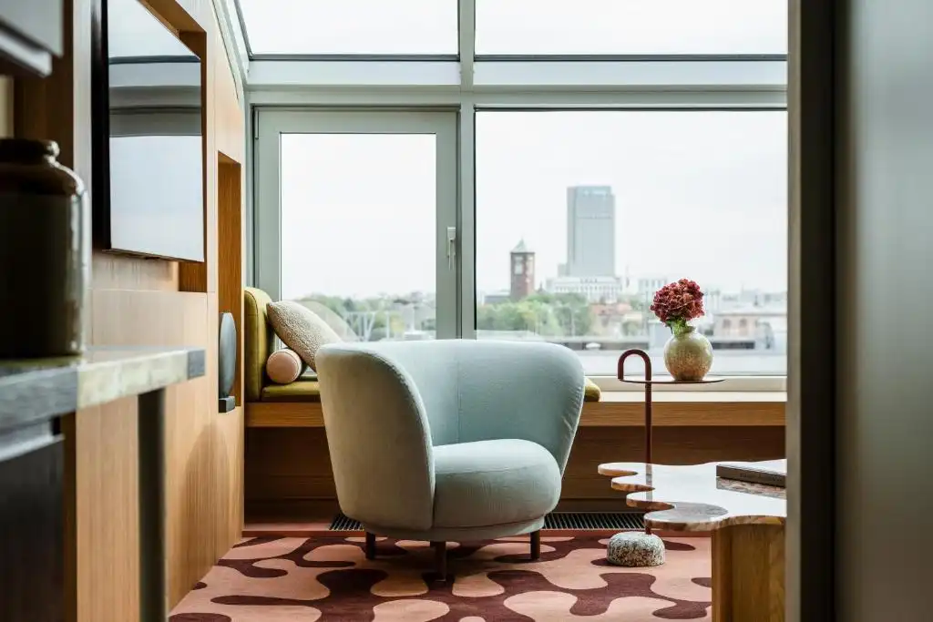 Design moderne et insonorisation parfaite à l'hôtel PURO Kraków Stare Miasto près de la gare